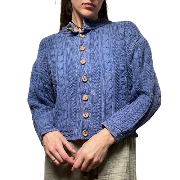Vintage Sweaters - Vintage L.L. Bean Cable Knit Chunky Warm Thick Wooden Button Cardigan Sweater S